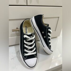 Converse All Star Chuck Taylor Sneakers